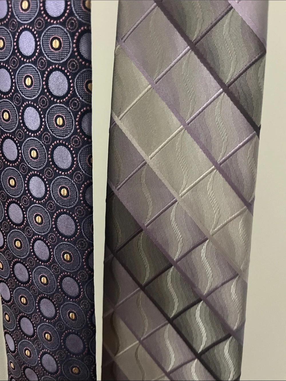 Tommy Hilfiger Lavender Geometric Silk Tie